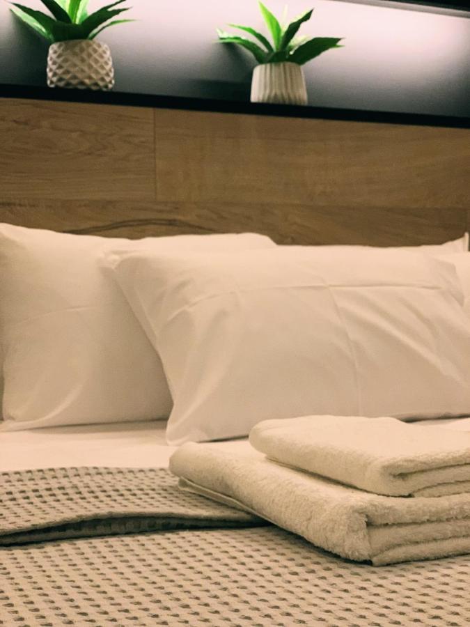 Luxury Townhouse Suite Larissa Eksteriør billede