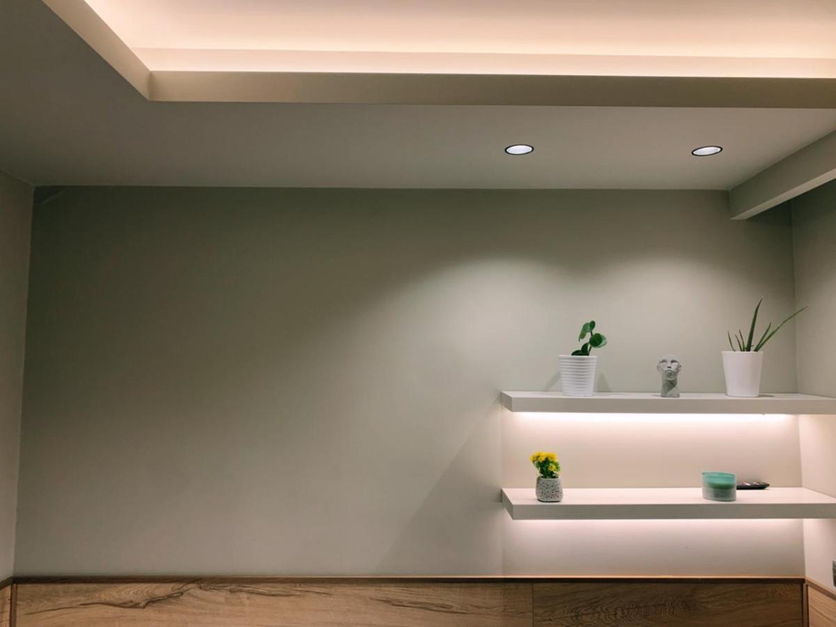 Luxury Townhouse Suite Larissa Eksteriør billede
