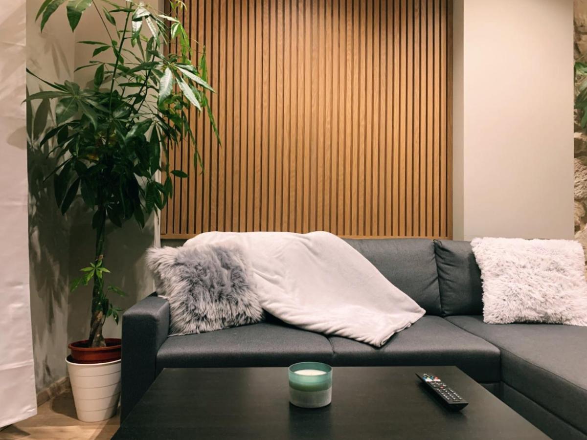 Luxury Townhouse Suite Larissa Eksteriør billede